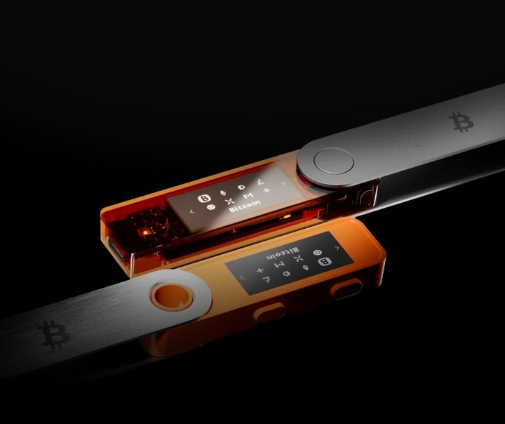 Trust冷钱包实物图 - 冷钱包硬件设备展示
